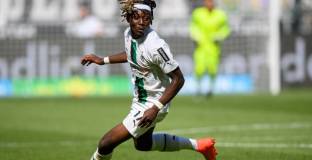 Вила и Уулвс се интересуват от Коне 