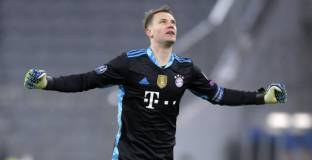 Нойер иска да завърши кариерата си в Байерн Мюнхен
