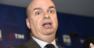 Фасоне: Раздразнени сме от решението на УЕФА 