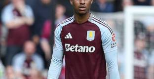 Рашфорд е готов да намали заплатата си заради Барса