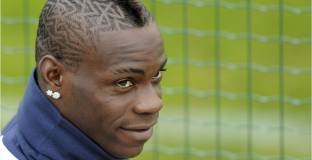 Балотели води преговори с Коринтианс 