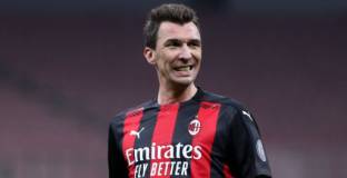 Милан няма да продължи с Манджукич