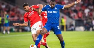 Марсилия отстрани Бенфика след дузпи 