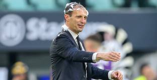 Алегри иска още подобрение след спечелването на титлата