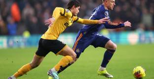 Нюкасъл се препъна срещу Уулвс 