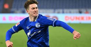 Байерн Мюнхен е близо до покупката на голмайстора на Шалке 04