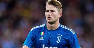 Де Лигт опроверга слуховете за напускане