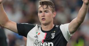 Де Лигт може да остане извън терените за дълъг срок