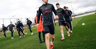 Маунт: Просто се опитвах да я вкарам