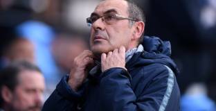 Невил обясни защо Челси не бива да уволнява Сари