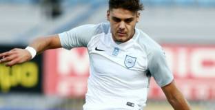 Guardian: Арсенал подписва с гръцки защитник