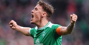 Крузе: Отказах трансфер в Ливърпул за Фенербахче