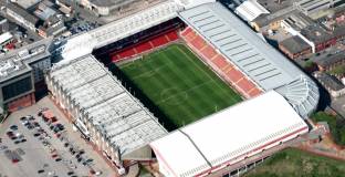 Юнайтед ще бие в Шефилд