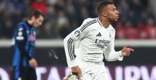 Мбапе стана деветият играч с 50 гола в ШЛ