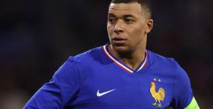 Мбапе е вторият най-млад играч, достигнал 400 гола