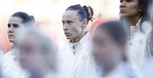   Бившата приятелка на вратарката на Франция се е самоубила 