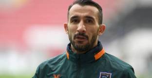    Мехмет Топал обяви, че слага край на кариерата си