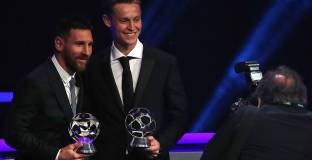 Де Йонг: Меси е много по-добър от останалите