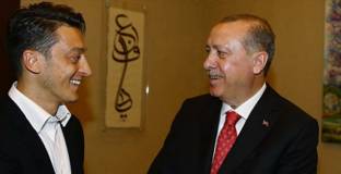 Елбер: Никога не съм се сблъсквал с расизъм в Германия 