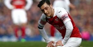 Йозил: Съдбата на Арсенал ще се реши от Челси