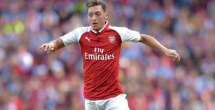 Ридле: Йозил да избере Бундеслигата, а не Юнайтед