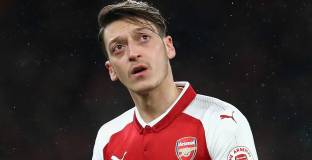 Сийман: Арсенал не трябва да губи повече играчи