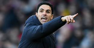 Артета: Колко устройства трябват, за да види съдията дузпата?