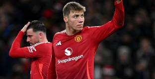 Милан е готов да наеме Хьойлунд за 6 млн. 