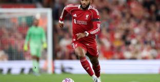 Милан се опитва да купи двукратен шампион на Англия