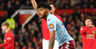 Астън Вила взе точка от Олд Трафорд