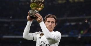 Модрич отказал две оферти заради Реал Мадрид 