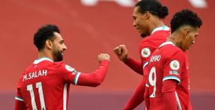 Ливърпул и Лийдс откриха с исторически мач