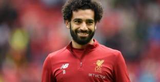 Салах поиска половин милион на седмица за да поднови