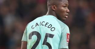  Кайседо прие предложението на Челси 