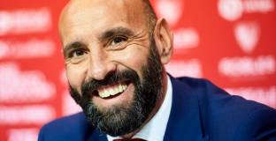 Мончи: Барса е фаворит, но не отписвайте Рома 