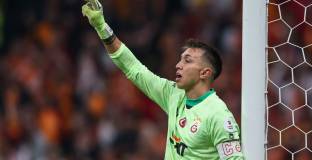 Муслера напусна Галатасарай 