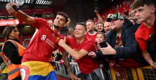 Слот: Спечелихме много от продажбата на Диас