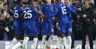 Ман Юнайтед и Челси ще се борят за защитник