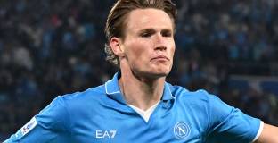 Ман Юнайтед може да си върне Мактоминей срещу 50 милиона 