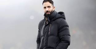 Ман Юнайтед няма планове да уволнява Аморим