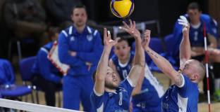 Левски победи ЦСКА в първия си мач в новата зала