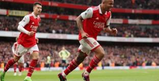 Жезуш: Винисиус е още дете 