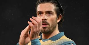 Евертън се интересува от Грилиш