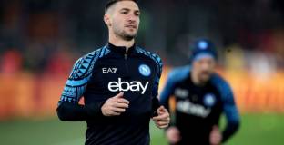 Наполи е близо до подновяване на договора с Политано 