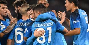Наполи - Болоня 3:2 