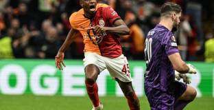 Наполи е готов да продаде Осимен на Ман Юнайтед по-евтино