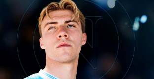 Наполи обяви трансфера на Хьойлунд