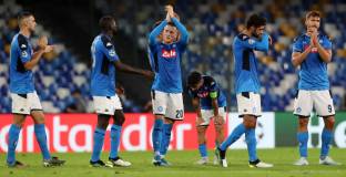 Играчите на Наполи наеха охрана заради феновете