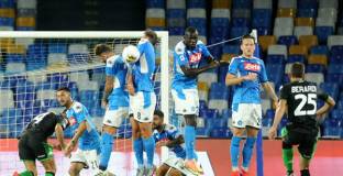 Наполи разочарова срещу Сасуоло 