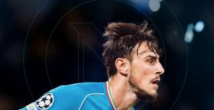 Елиф Елмас се завърна в Наполи